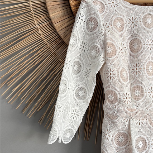 White Elliatt romper small NWT - Picture 6 of 6